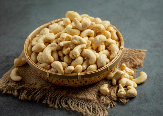 Benefits of Cashews: Manage Weight, Control Diabetes, and Strengthen Bones